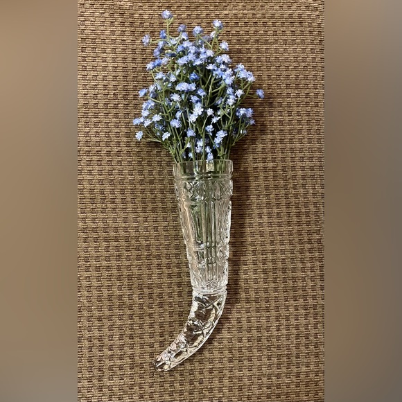 VINTAGE CRYSTAL GLASS HORN CUP - Picture 5 of 7